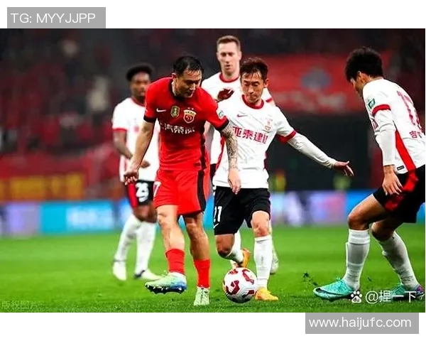 西安足球队在世锦赛积分榜上以67分稳居第一名展现强劲实力 西安足球队在世锦赛积分榜上以67分稳居第一名展现强劲实力